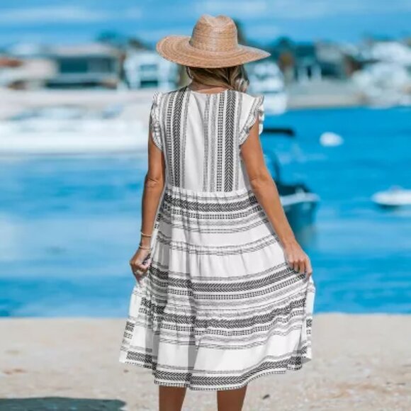 CUPSHE Boho Sleeveless Ruffled Midi Dress - Picture 3 of 4